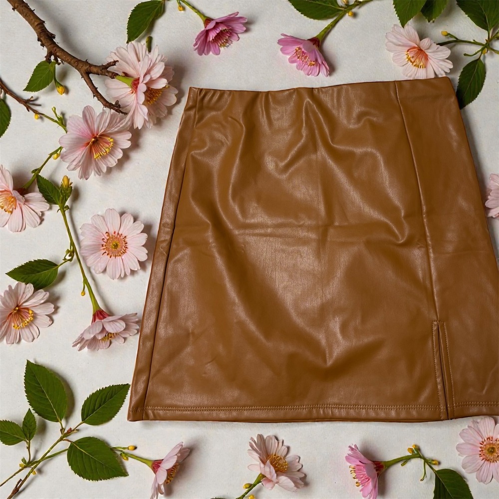 IRIS Camel Faux Leather A Line Mini Skirt Side Slit Size L